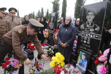 Vətən müharibəsi şəhidi Elnur Qarayevin anım günü qeyd edilib.