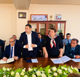 Şirvan Səhər İcra Hakimiyyətinin başçısı İlqar Abbasov növbəti vətəndaş qəbulu keçirib.