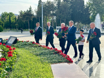 Şirvanda Ümummilli lider, Ulu Öndər Heydər Əliyevin anadan olmasının 102-ci ildönümü münasibətilə xatirəsi anılıb.