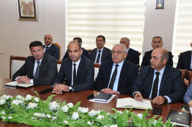 Şirvan Səhər İcra Hakimiyyətinin başçısı İlqar Abbasov vətəndaş qəbulu keçirib.