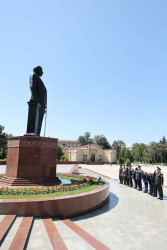 Şirvanda Ümummilli lider, Ulu Öndər Heydər Əliyevin anadan olmasının 102-ci ildönümünə həsr olunmuş tədbir keçirilib.