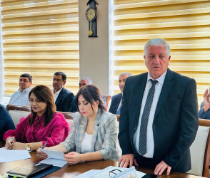 Şirvan Şəhər İcra Hakimiyyətinin başçısı İlqar Abbasov növbəti vətəndaş qəbulu keçirib.