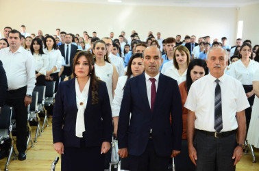 Şirvanda yüksək nailiyyətləri ilə seçilən şagird və müəllimlər təltif olunublar.