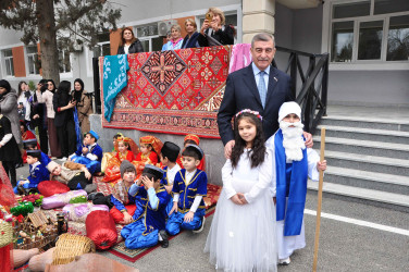 Şəhər İcra Hakimiyyətinin başçısı İlqar Abbasov yel çərşənbəsi münasibətilə təşkil olunan tədbirdə iştirak edib.