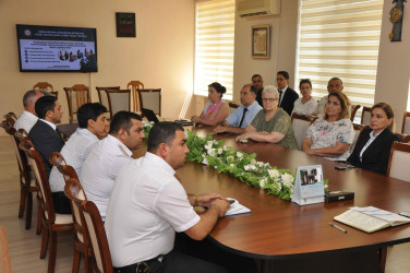 Cəzaçəkmə müəssisələrindən azad edilmiş şəxslərin işlə təmini ilə bağlı birgə fəaliyyətin təşkili və məlumatlandırma ilə əlaqədar maarifləndirici görüş keçirilib.