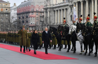 Budapeştdə Azərbaycan Prezidenti İlham Əliyevin rəsmi qarşılanma mərasimi olub