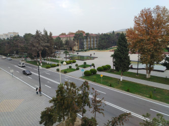 Şirvan şəhərində yol nişanlanma işlərinə başlanılıb.