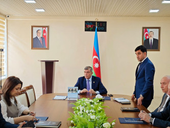 Şirvan Şəhər İcra Hakimiyyətinin başçısı İlqar Abbasov növbəti vətəndaş qəbulu keçirib.