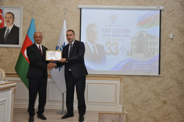 Yeni Azərbaycan Partiyası Şirvan şəhər təşkilatının təsis olunmasının 33 illiyinə həsr olunmuş tədbir keçirilib.
