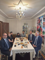 Şirvan şəhərində “Anım Günü” ərəfəsində şəhid ailələri və müharibə əlilləri ziyarət olunur