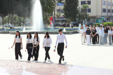 Şirvanda yüksək bal toplayan məzunlarla görüş keçirilib.