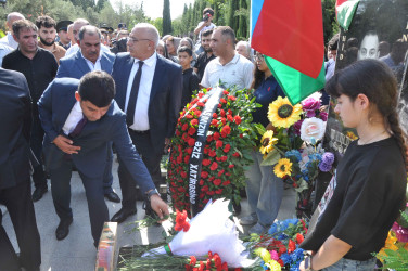 Şəhid polkovnik-leytenant Rəşad Hüseynovun xatirəsi anılıb.