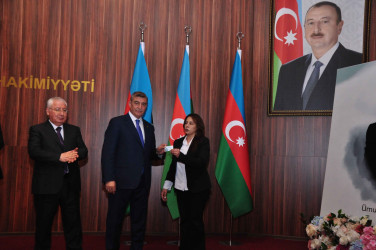 Şirvanda Ümummilli lider, Ulu Öndər Heydər Əliyevin anadan olmasının 103 illiyinə həsr olunmuş tədbir keçirilib.
