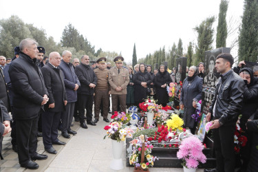 Vətən müharibəsi şəhidi Elnur Qarayevin anım günü qeyd edilib.