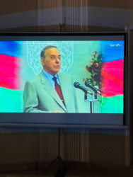 Şirvanda 18 oktyabr – Müstəqilliyin Bərpası Günü qeyd edilib.