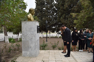 Azərbaycanın Milli Qəhrəmanı Rəfael Həbibovun doğum günü münasibətilə xatirə tədbiri keçirilib.