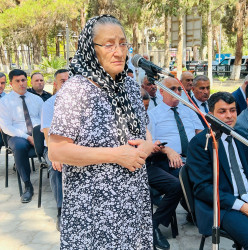 Şirvan Şəhər İcra Hakimiyyətinin başçısı İlqar Abbasov sakinlərlə növbəti səyyar görüş keçirib.