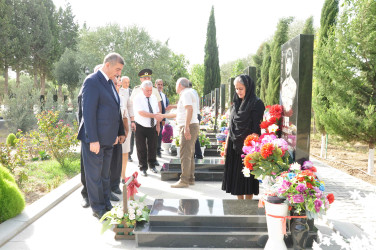 Şirvan Şəhər İcra Hakimiyyətinin başçısı avqust ayının sonuncu cümə axşamı Şəhidlər xiyabanını ziyarət edib, şəhid ailələri ilə görüşüb.