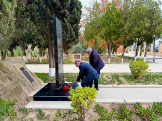 Şəhər İcra Hakimiyyətinin başçısı noyabr ayının sonuncu cümə axşamı şəhid ailəsi üzvləri ilə birlikdə Şəhidlər xiyabanını ziyarət edib.