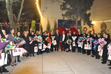 Şirvanda Beynəlxalq Qadınlar Günü münasibətilə şəhid anaları ilə görüş keçirilib, onlar üçün iftar süfrəsi təşkil olunub.