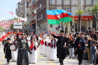 Şirvan nümayəndə heyəti Türkiyədə keçirilən 486-cı Beynəlxalq Manisa Mesir Macunu Festivalında iştirak edib.
