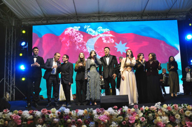 Şirvanda Ümummilli lider, Ulu Öndər Heydər Əliyevin anadan olmasının 103 illiyinə həsr olunmuş konsert təşkil edilib.