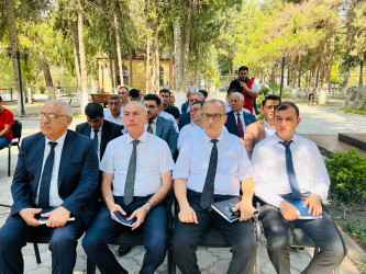 Şirvan Şəhər İcra Hakimiyyətinin başçısı İlqar Abbasov sakinlərlə növbəti səyyar görüş keçirib.