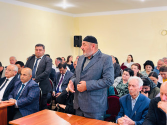 Şirvan Şəhər İcra Hakimiyyətinin başçısı İlqar Abbasov növbəti səyyar görüş keçirib.