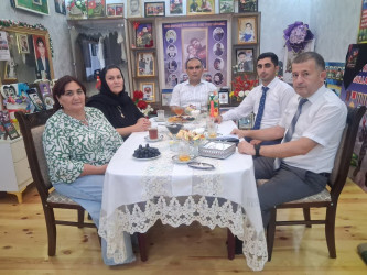 Şirvan şəhərində Anım Günü ərəfəsində şəhid ailələri və müharibə əlilləri ziyarət olunur.