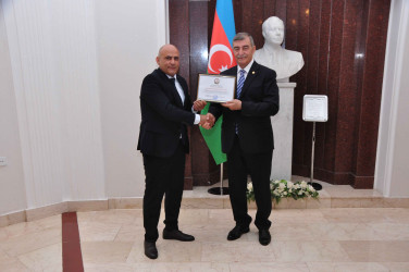 Şirvanda dövlət qulluqçularının peşə bayramı qeyd edilib.
