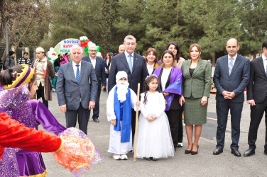 Şəhər İcra Hakimiyyətinin başçısı İlqar Abbasov yel çərşənbəsi münasibətilə təşkil olunan tədbirdə iştirak edib.