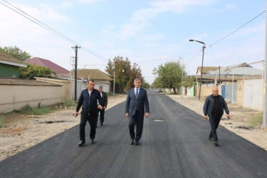 Şirvanda küçələrin asfaltlanması işləri davam etdirilir.