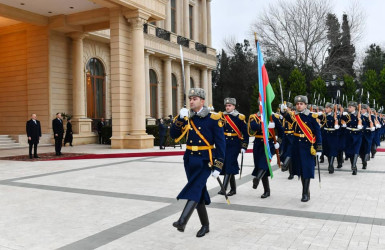 Rumıniya Prezidenti Klaus Yohannisin rəsmi qarşılanma mərasimi olub