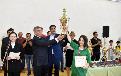 Şirvan şəhərində 28 May - Müstəqillik Gününə həsr olunmuş voleybol idman növü üzrə seleksiya xarakterli yarış keçirilib.