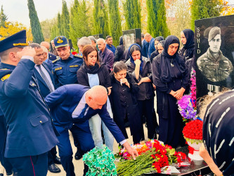 Şirvanda Vətən müharibəsi şəhidi Kamran Fərəcovun xatirəsi anılıb.