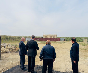 Şirvanda küçələrin asfaltlanması işləri davam etdirilir.
