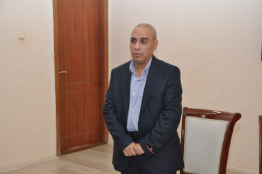 Şirvan Şəhər İcra Hakimiyyətinin başçısı İlqar Abbasov vətəndaş qəbulu keçirib.