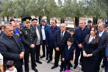 Şirvanda Vətən müharibəsinin şəhidi Hümbətov Emil Tərlan oğlunun doğum günü qeyd olunub.