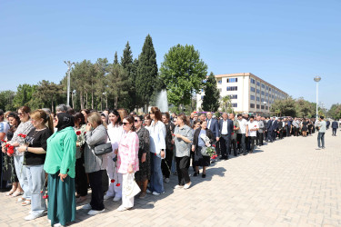 Şirvanda Ümummilli lider, Ulu Öndər Heydər Əliyevin anadan olmasının 102-ci ildönümü münasibətilə xatirəsi anılıb.