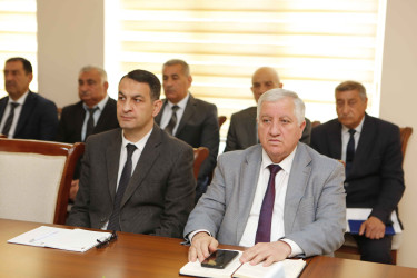 Şirvan Şəhər İcra Hakimiyyətinin başçısı İlqar Abbasov növbəti vətəndaş qəbulu keçirib.