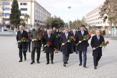 20 Yanvar faciəsinin 35-ci ildönümü Şirvan şəhərində silsilə tədbirlərlə qeyd olunub.