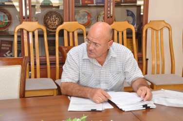 Şirvan Səhər İcra Hakimiyyətinin başçısı İlqar Abbasov vətəndaş qəbulu keçirib.