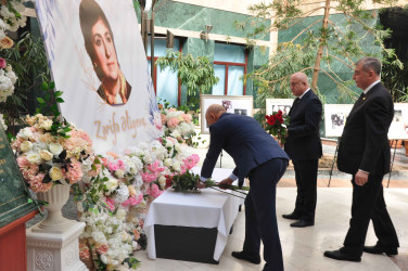 Şirvanda görkəmli oftalmoloq alim, akademik Zərifə xanım Əliyevanın anım gününə həsr olunmuş tədbir keçirilib.