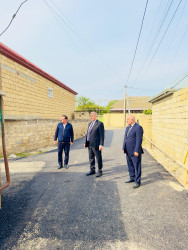 Şirvanda küçələrin asfaltlanması işləri davam etdirilir.