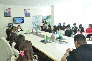 “Erkən nikah və gender bərabərliyi” mövzusunda maarifləndirici seminar keçirilib.