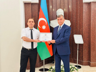 Şirvanda dövlət qulluqçularının peşə bayramı qeyd edilib.