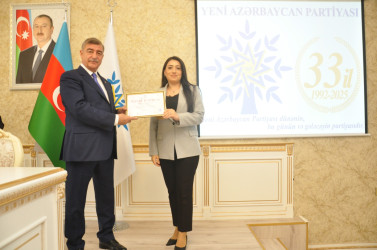 Şirvanda YAP-ın təsis olunmasının 33-cü ildönümü qeyd edilib.