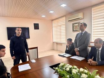 Şirvan Səhər İcra Hakimiyyətinin başçısı İlqar Abbasov növbəti vətəndaş qəbulu keçirib.