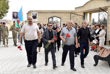 Şirvan şəhərində Vətən müharibəsinin iki şəhidinin anım, iki şəhidinin doğum günü qeyd olunub.