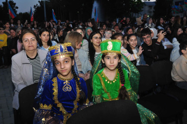Şirvanda Ümummilli lider, Ulu Öndər Heydər Əliyevin anadan olmasının 103 illiyinə həsr olunmuş konsert təşkil edilib.